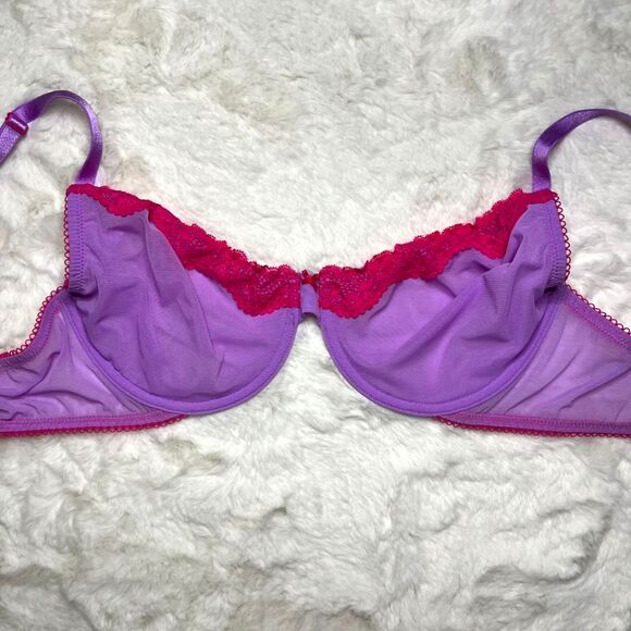 Victoria's secret Unlined Demi bra - Picture 1 of 3